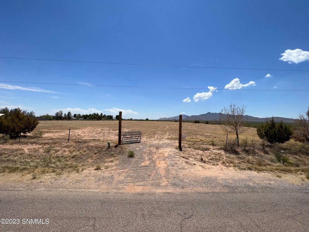 985 W Wicker Rd, Chaparral, NM 88081 MLS 2302020 Trulia