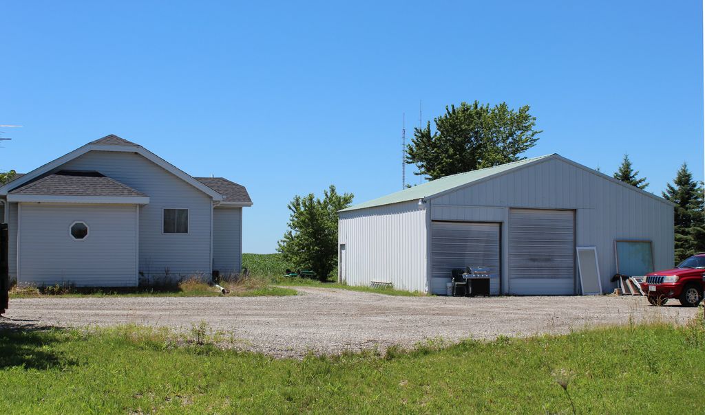 2812 2 Mile Rd, Franksville, WI 53126 Trulia