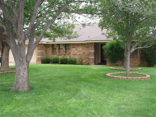 709 Rosewood Dr, Clovis, NM 88101