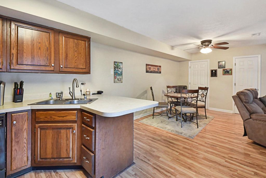 449 Darby Creek Rd A, Lexington, KY 2 Bed, 2 Bath SingleFamily Home