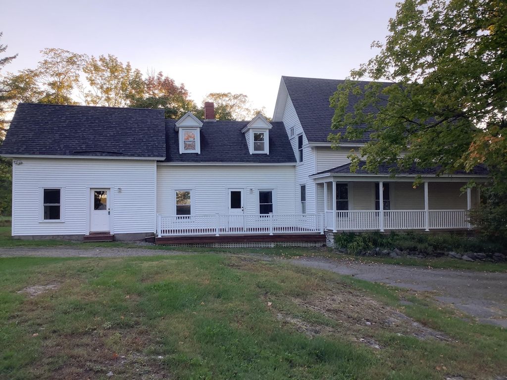 60 Plymouth Rd, Carmel, ME 04419