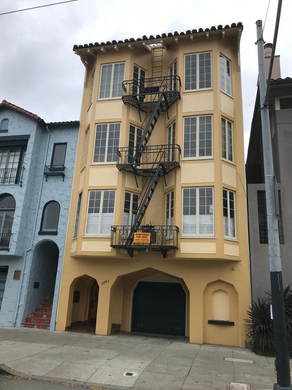 3745 Divisadero St, San Francisco, CA 94123