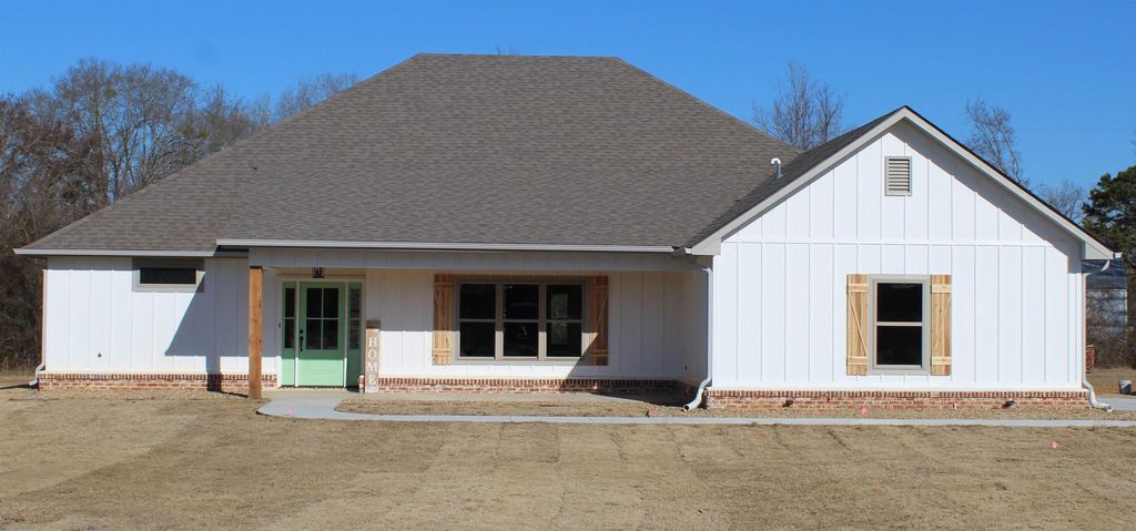 296 Bunker Hill Rd, Hooks, TX 75561