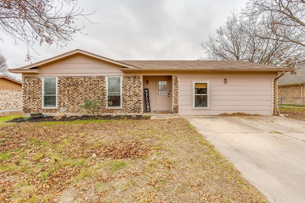 220 Ridgeway Ave, Azle, TX 76020 Trulia