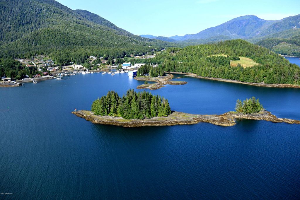 Refuge Ct, Ketchikan, AK 99901