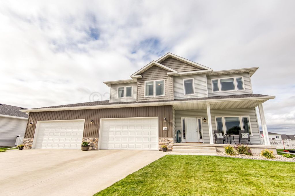 1281 Goldenwood Dr, West Fargo, ND 58078 Trulia