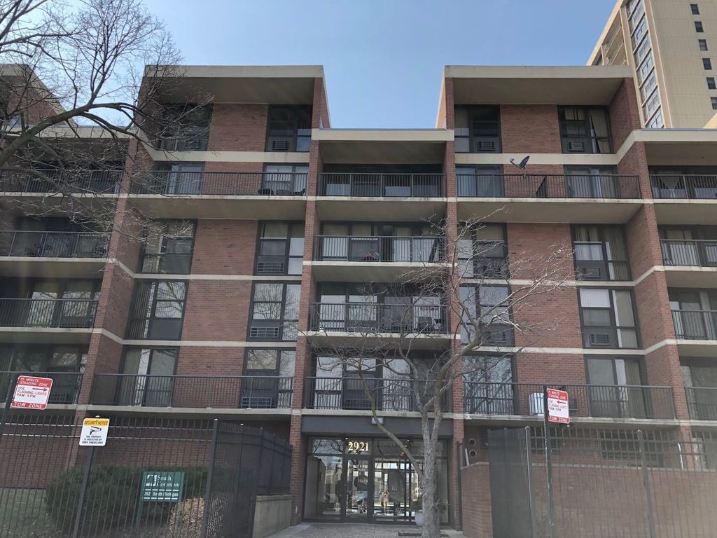 2921 S Michigan Ave #511-512, Chicago, IL 60616