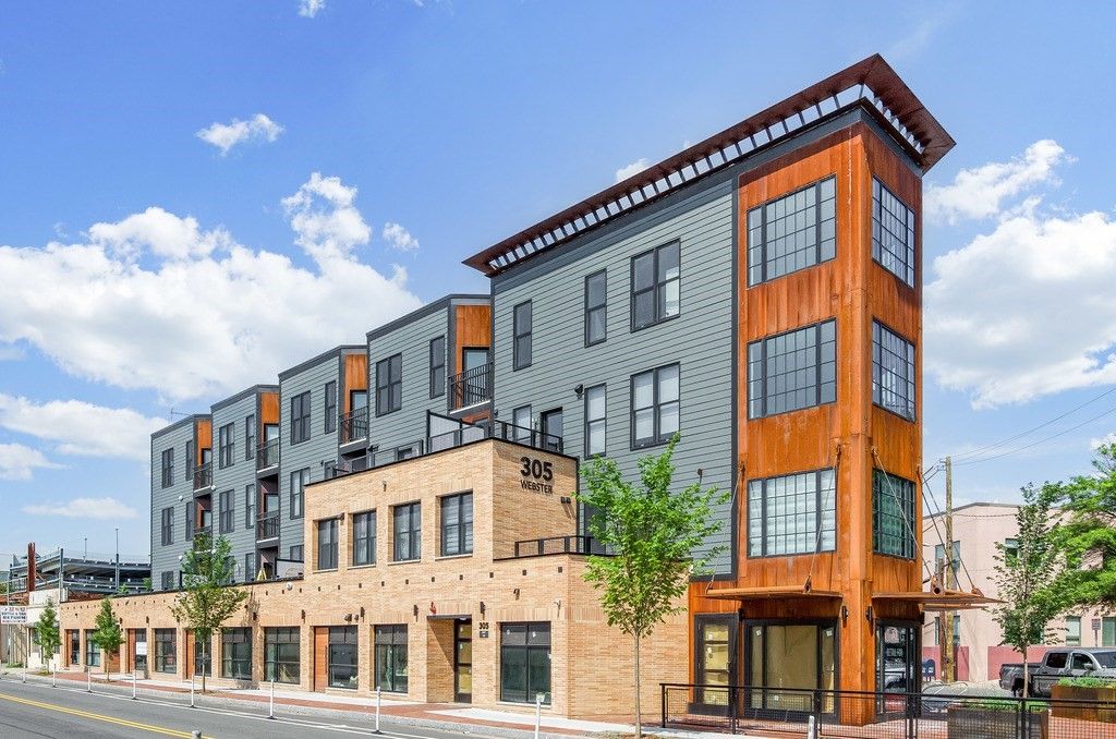 305 Webster Ave #105, Cambridge, MA 02141