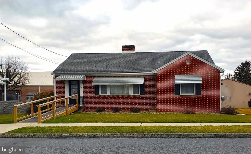 216 Harrison Ave, Waynesboro, PA 17268 Trulia
