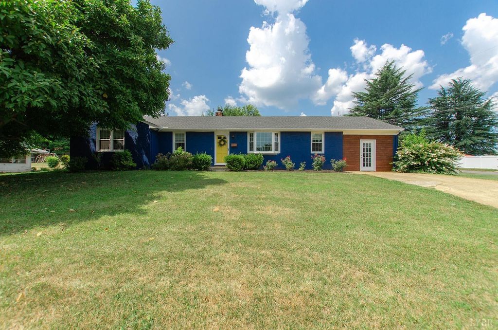 739 Sandusky Dr, Lynchburg, VA 24502