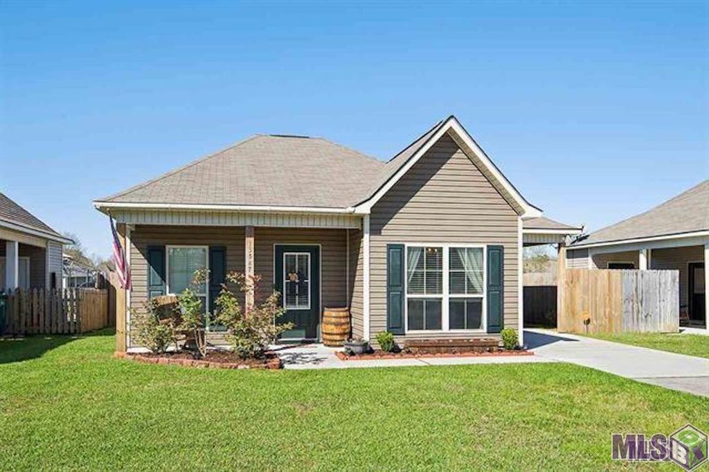 13547 Lily Ave, Walker, LA 3 Bed, 2 Bath SingleFamily Home 9