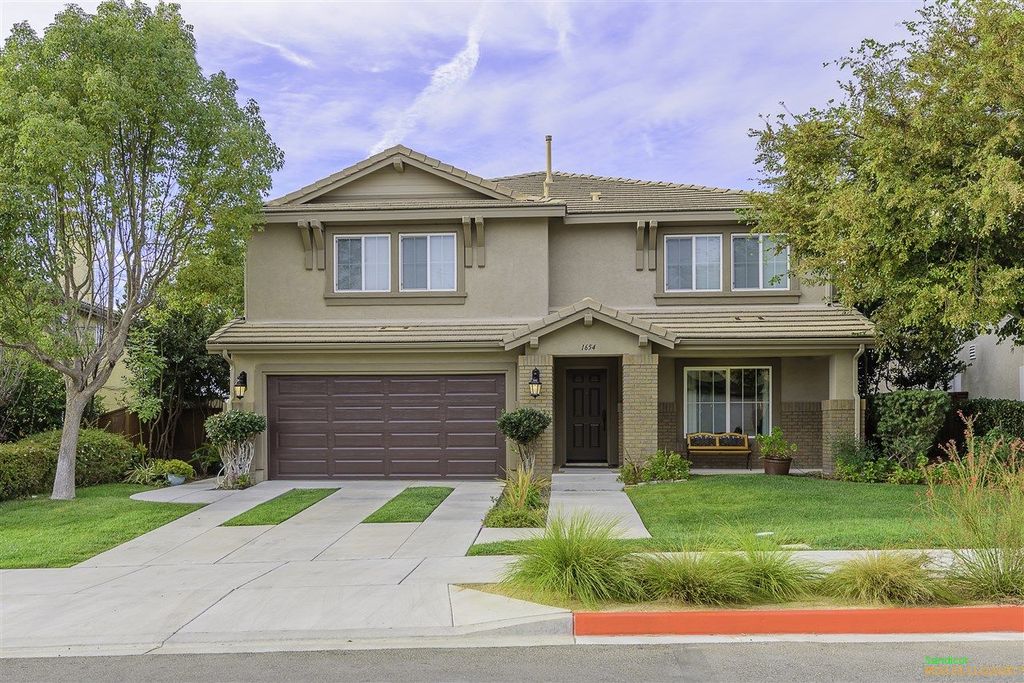 1654 N Las Flores Dr, San Marcos, CA 5 Bed, 4 Bath