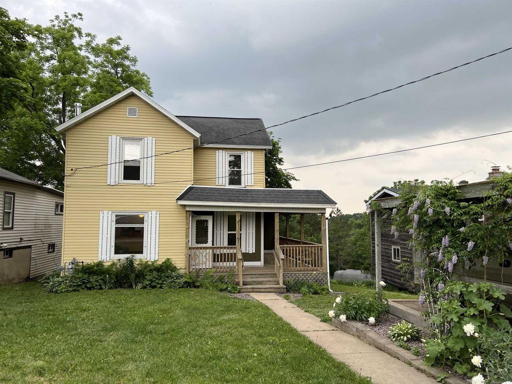 111 West Elroy Street, Elroy, WI 53929 Trulia