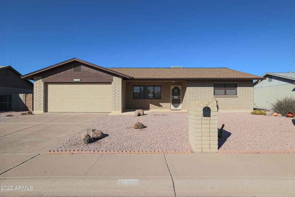 1892 W 15th Ave, Apache Junction, AZ 85120