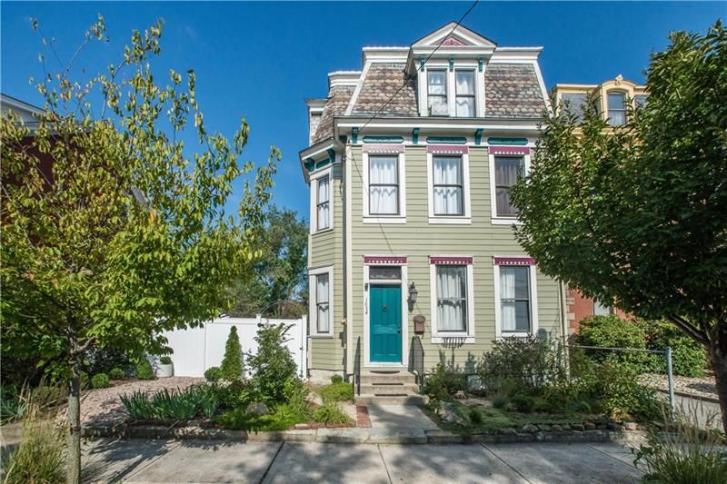 1634 Harpster St, Pittsburgh, PA 15212
