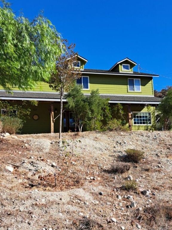 16612 Sierra Hwy, Canyon Country, CA 91351