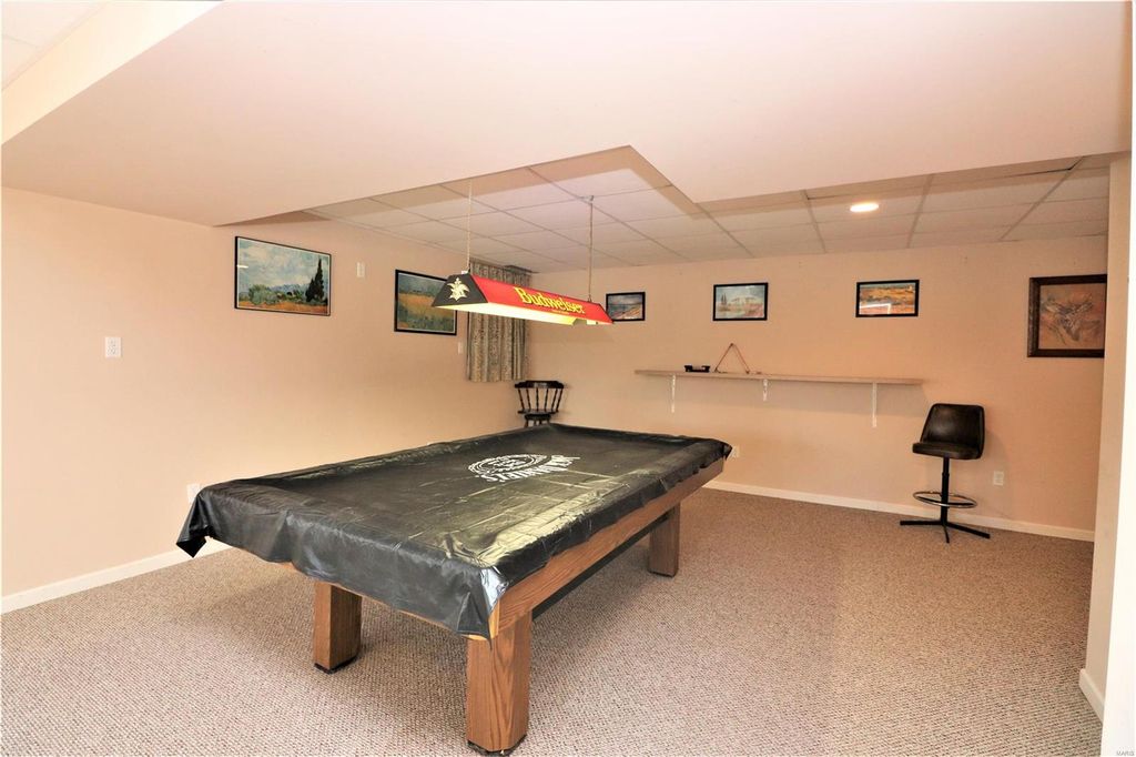 2390 Desloge Estates Dr, Villa Ridge, MO 5 Bed, 3 Bath SingleFamily