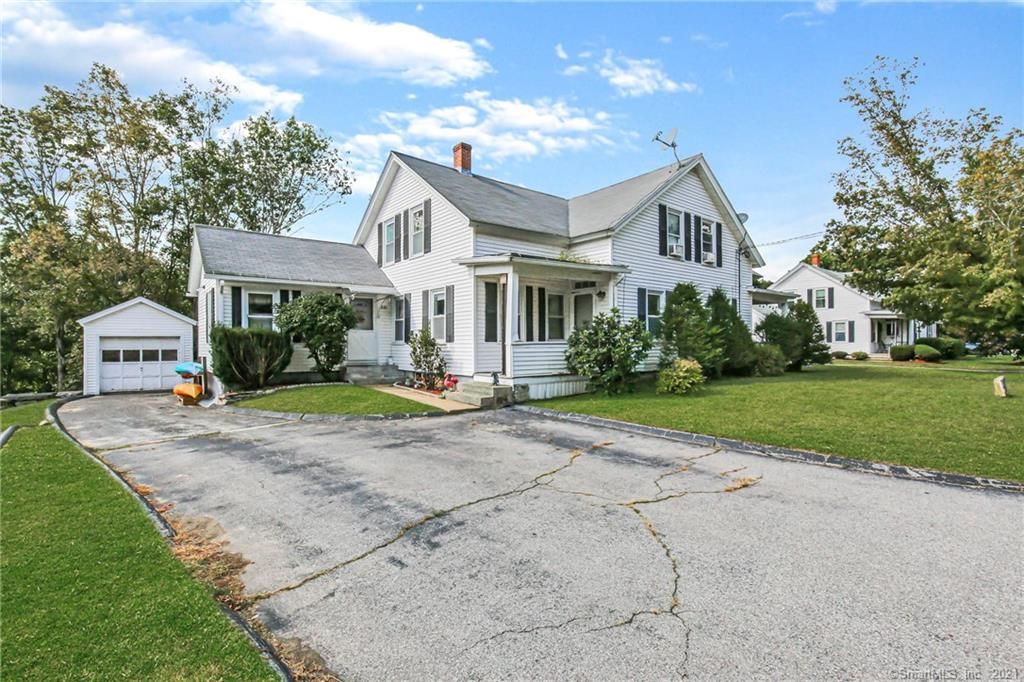 88 Riverside Dr, Thompson, CT 06277