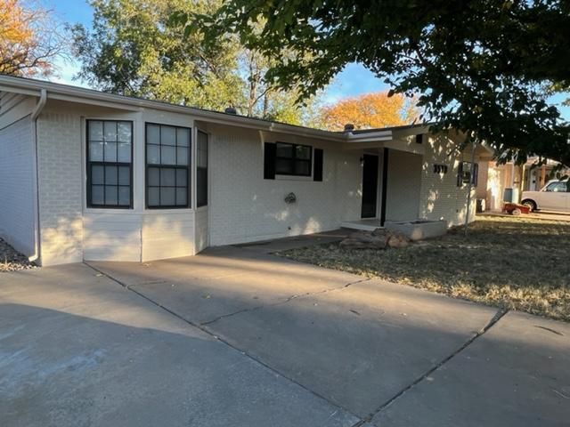 3513 Lynette Dr, Amarillo, TX 79109