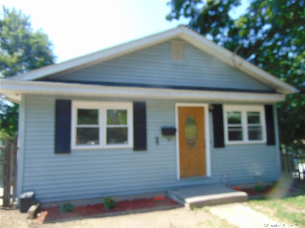 85 Lexington Ave, Waterbury, CT 06710