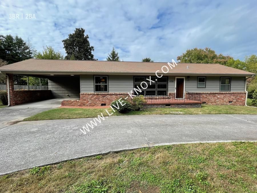 4709 Lonas Dr, Knoxville, TN 37909