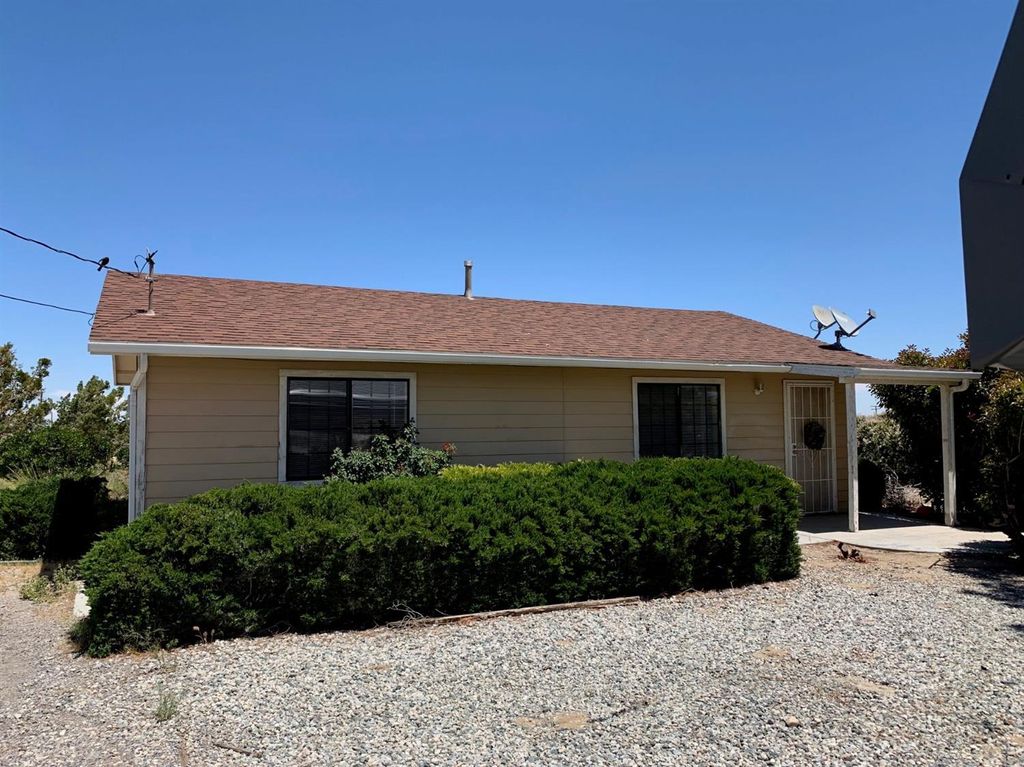 3816 Nielson Rd, Phelan, CA 92371 Trulia