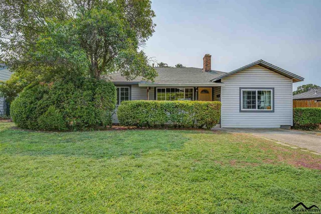 240 Beverley Ave, Red Bluff, CA 96080
