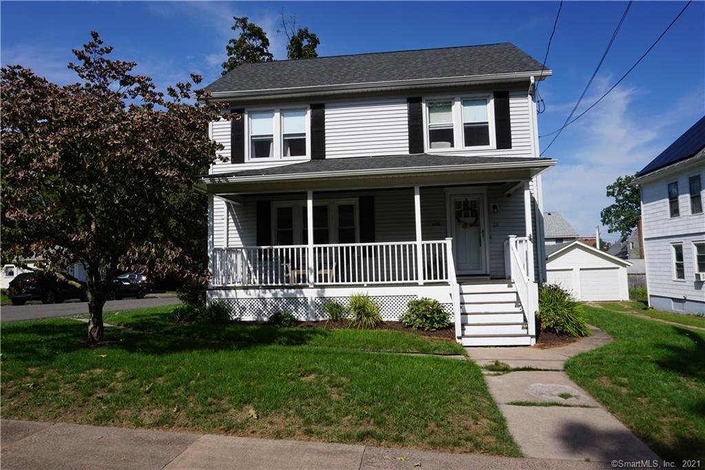 15 Hemlock St, Manchester, CT 06040