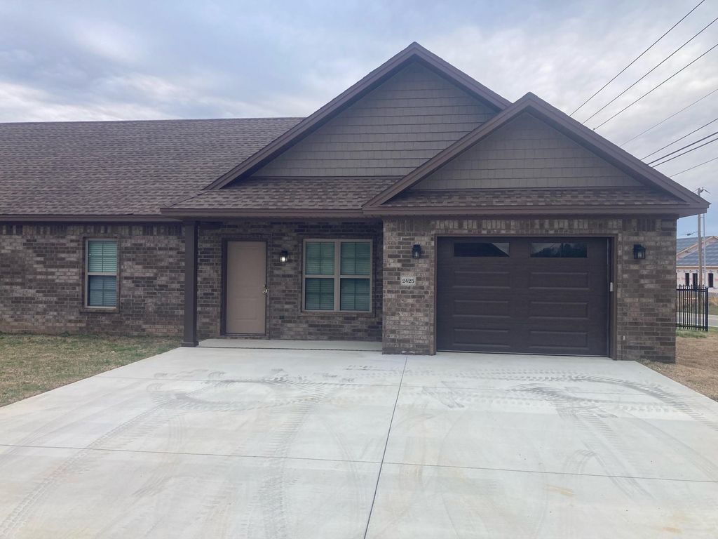 2433 E  Moore Ave #2433, Searcy, AR 72143