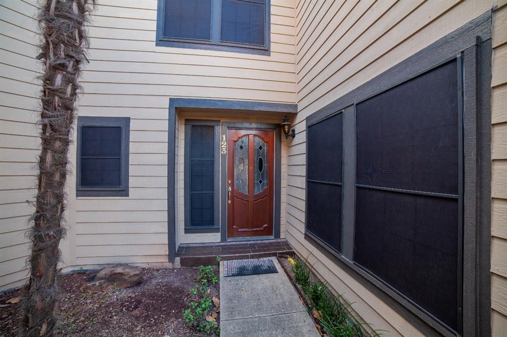 420 Santa Fe Trl #123, Irving, TX 75063