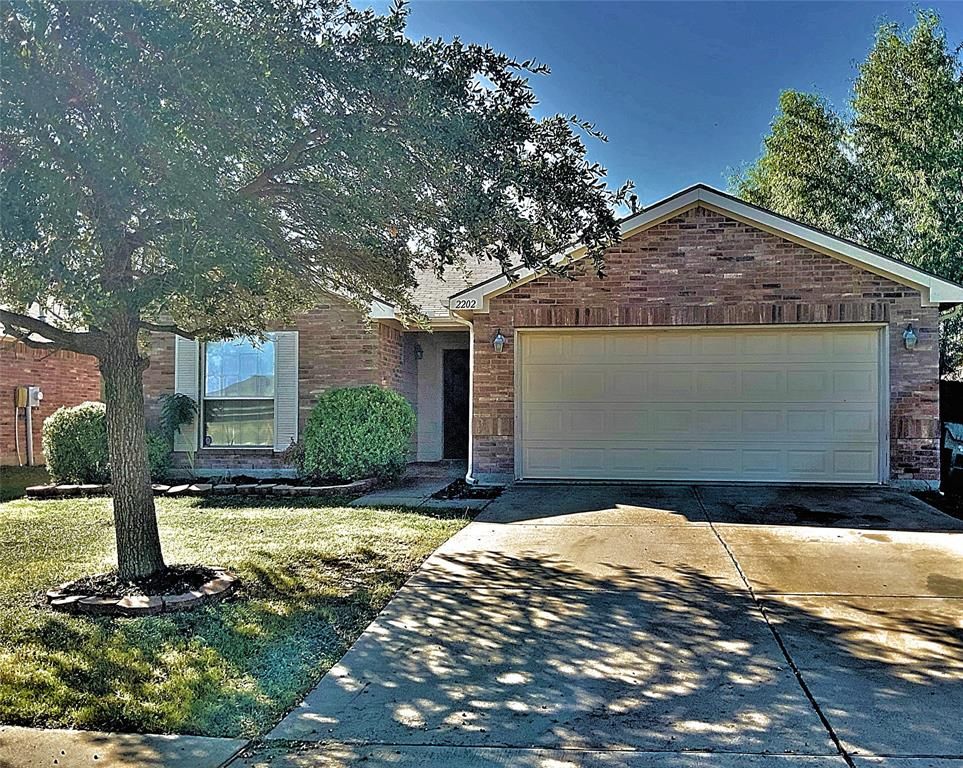 2202 Sumac Dr, Forney, TX 75126