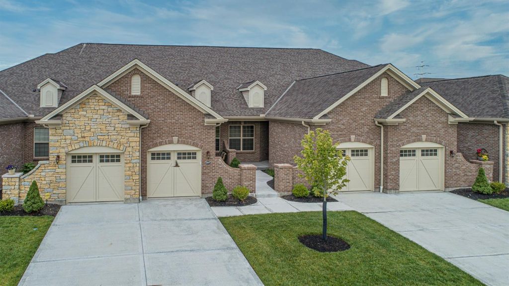 5822 Springview Cir, Mason, OH 45040