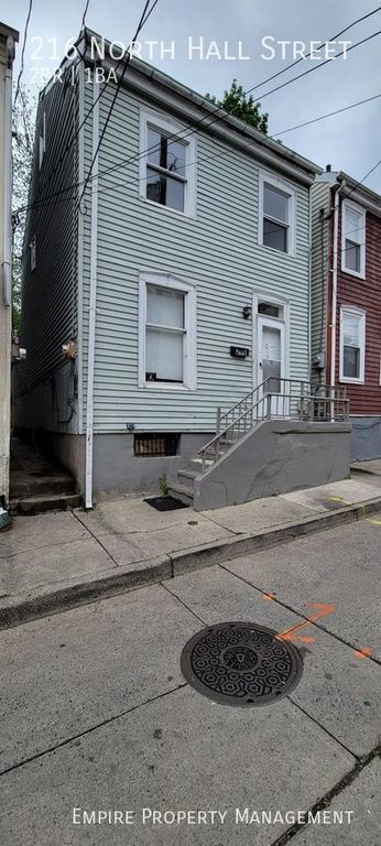216 N Hall St, Allentown, PA 18102