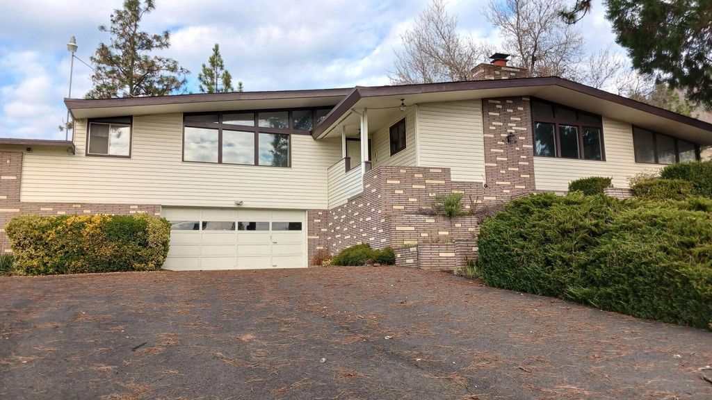 343 NE Scenic Dr, Grants Pass, OR 97526 MLS 220174671 Trulia