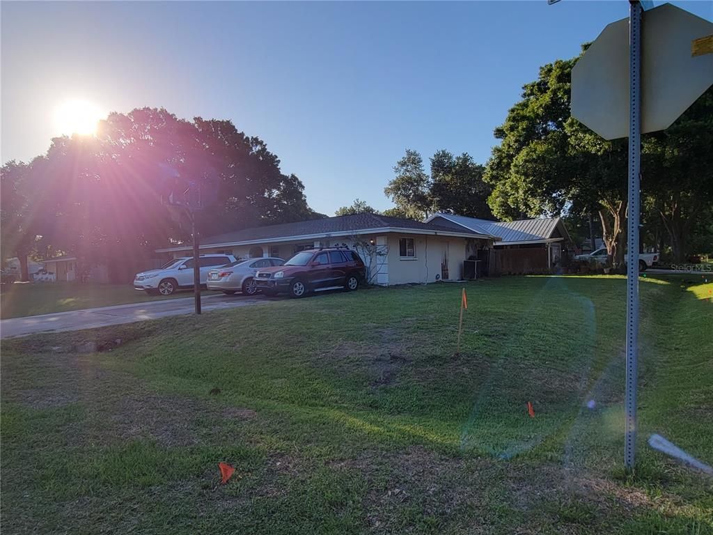 3845 San Luis Dr, Sarasota, FL 34235