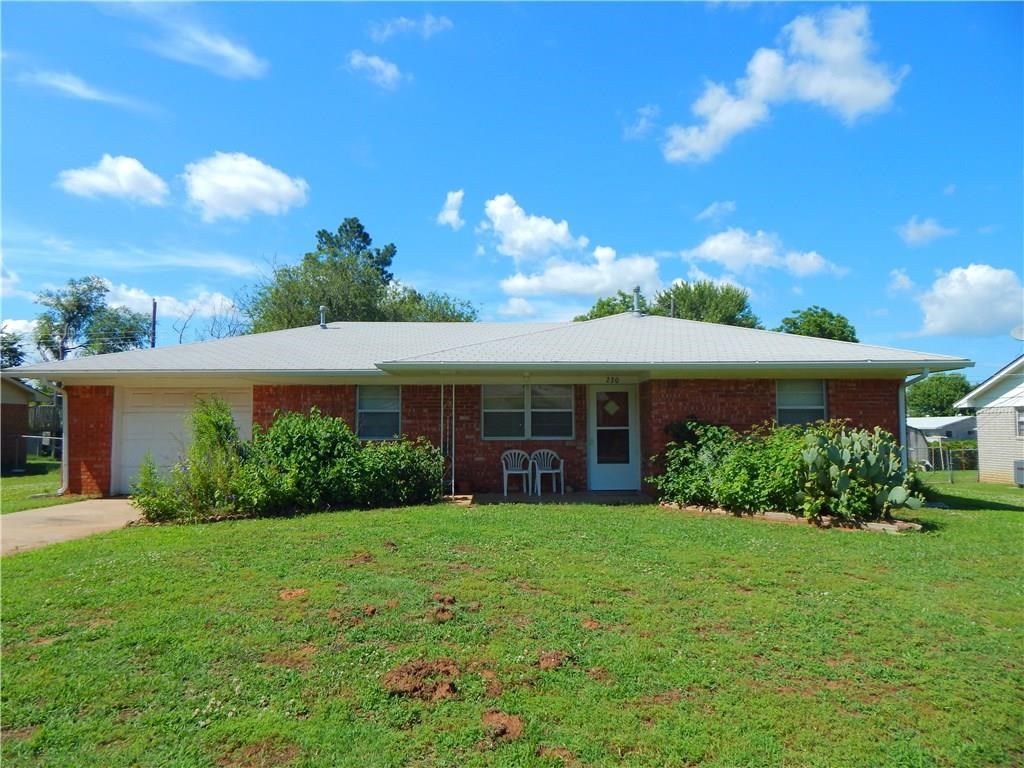 220 Brent St, Meeker, OK 74855