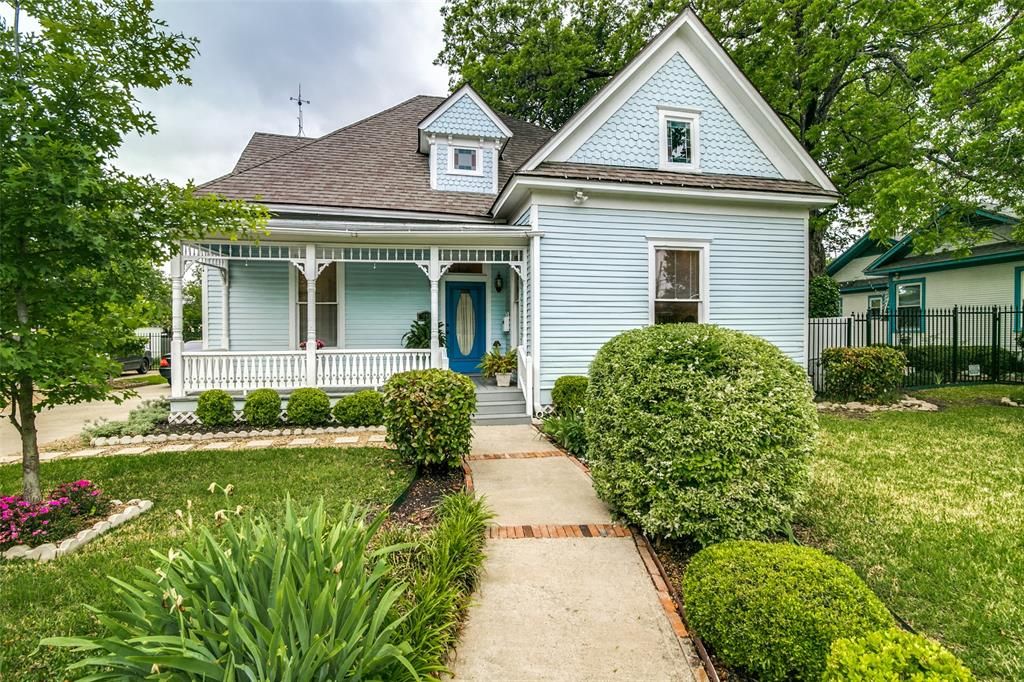 317 S 11th St, Garland, TX 75040