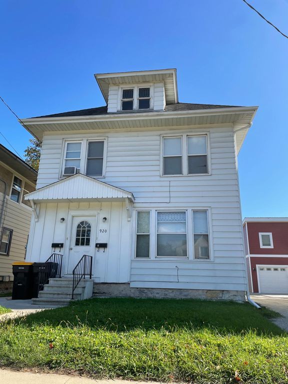 920 4th St SE, Rochester, MN 55904