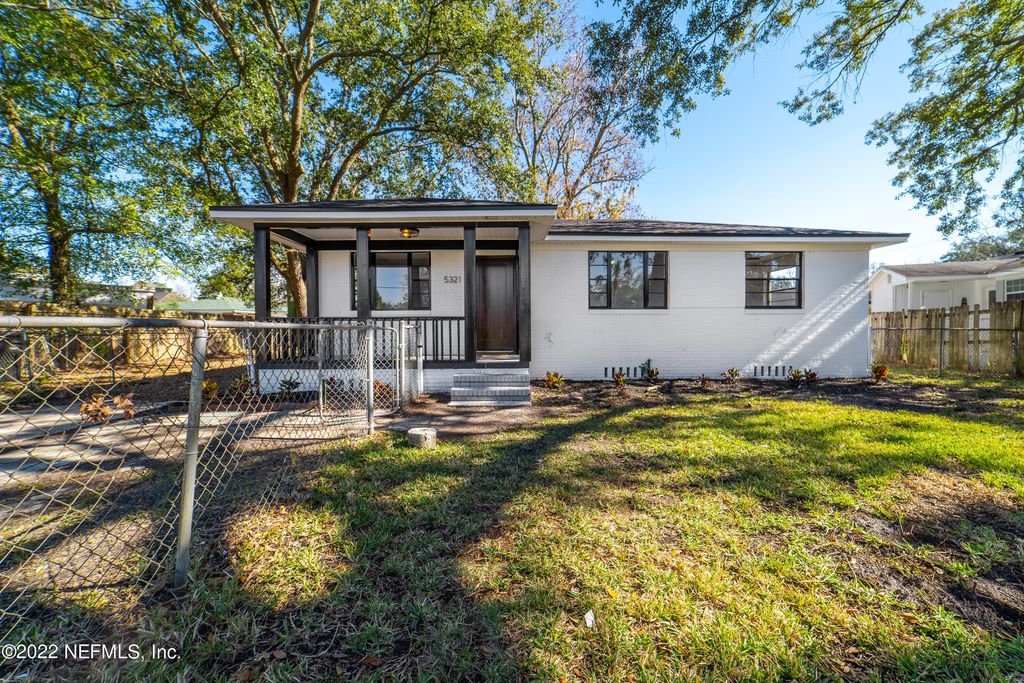 5321 HOLLYCREST DR, Jacksonville, FL 32205