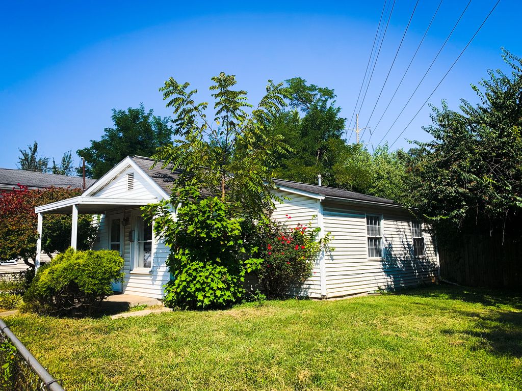 104 1/2 Henton Rd, Lexington, KY 40508