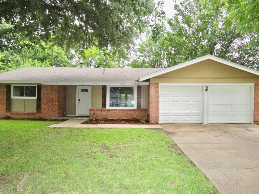 2302 E Mitchell St, Arlington, TX 76010 Trulia