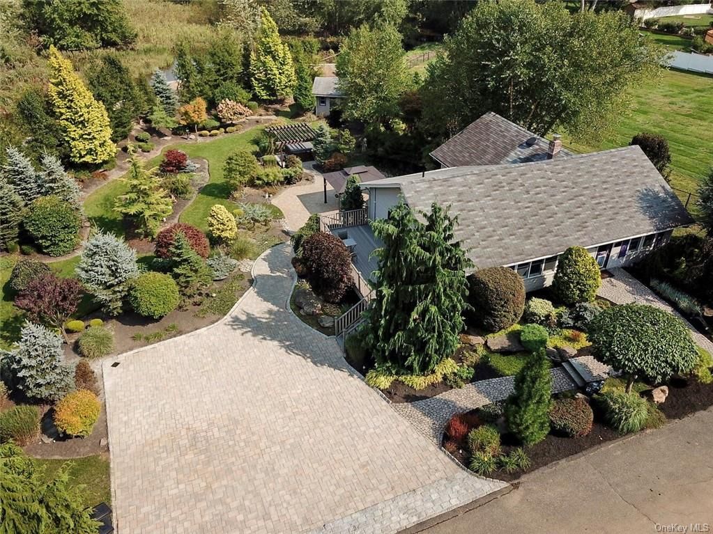 32 Benson Ave, West Nyack, NY 10994