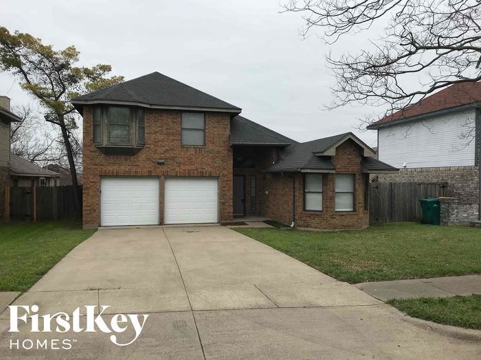 715 Bishop St, Cedar Hill, TX 75104