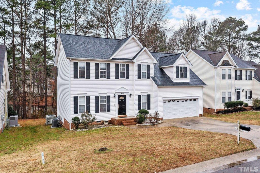 5704 Brookshadow Dr, Raleigh, NC 27610