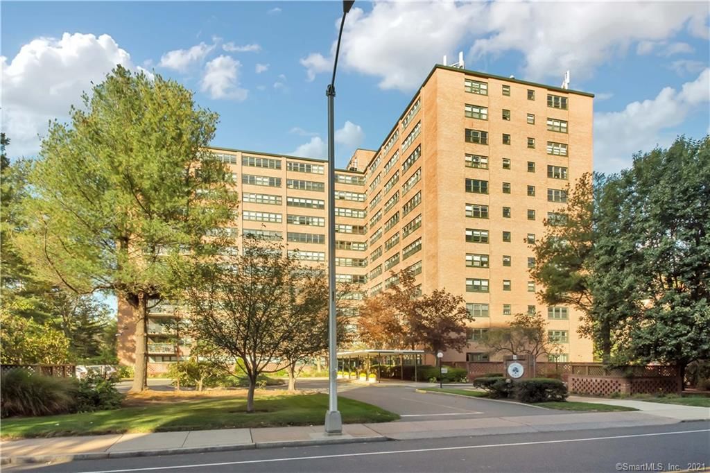 31 Woodland St #5E, Hartford, CT 06105