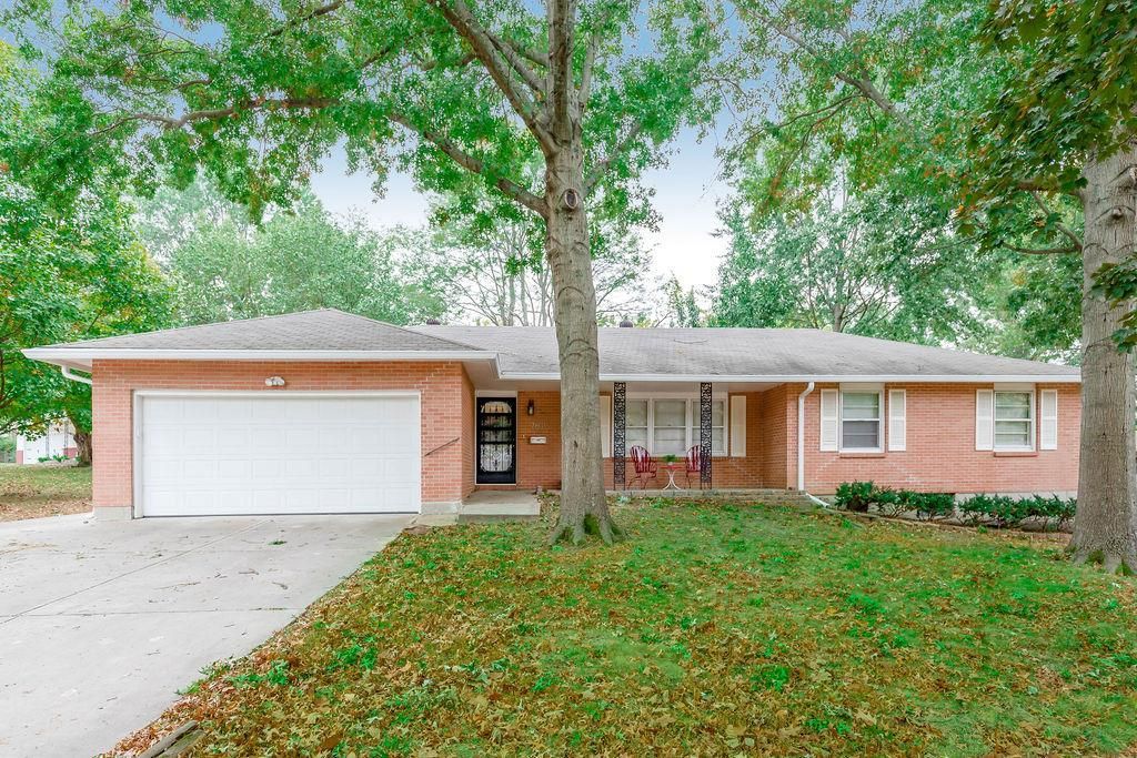 7601 Crescent Dr, Raytown, MO 64138 Trulia