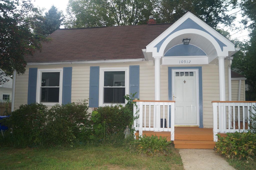 10912 Drumm Ave, Kensington, MD 20895