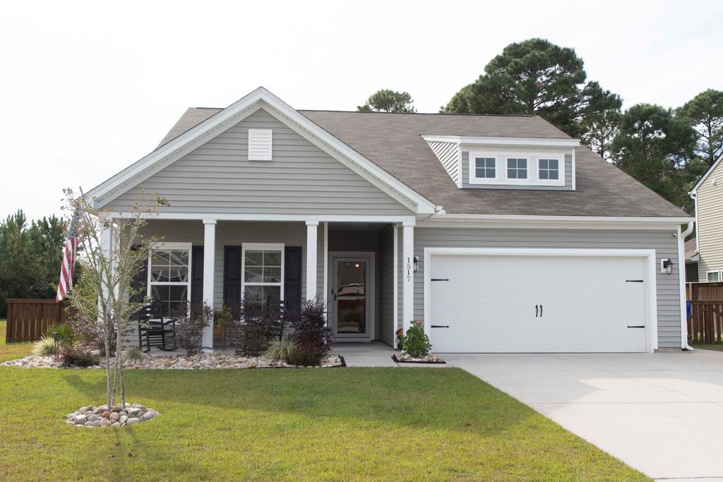 1517 Chastain Rd, Johns Island, SC 29455