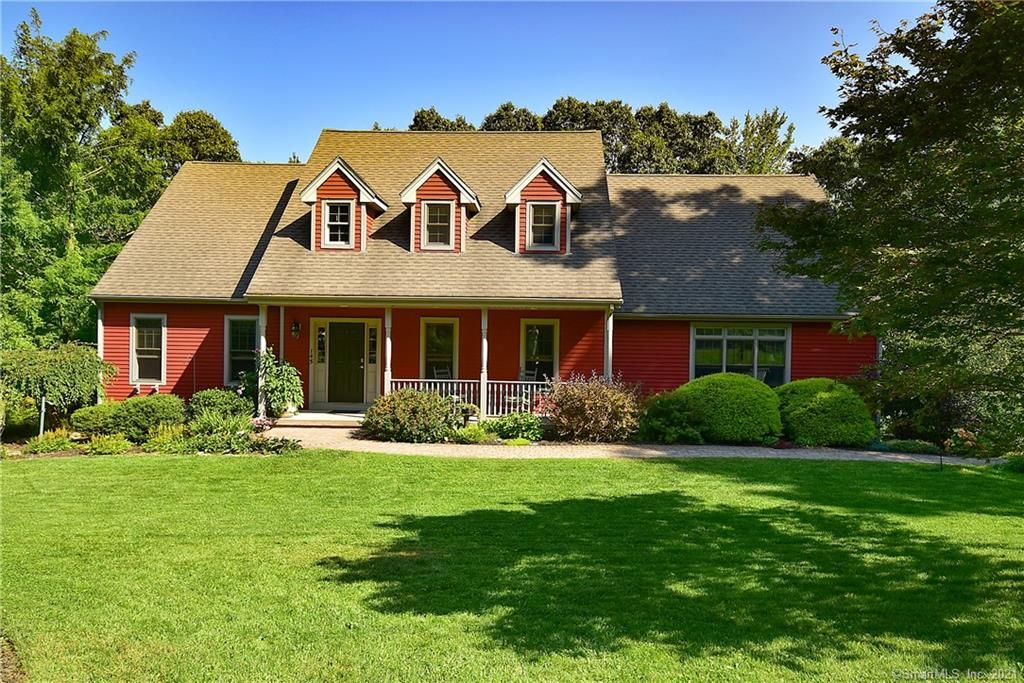 145 Blue Ridge Dr, Vernon, CT 06066