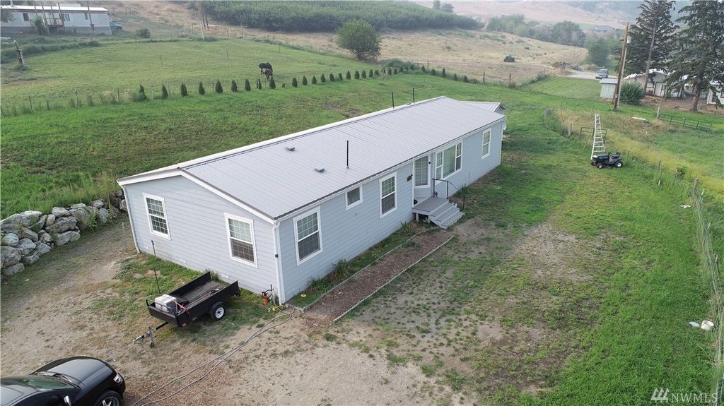 1193 Highway 7, Oroville, WA 98844